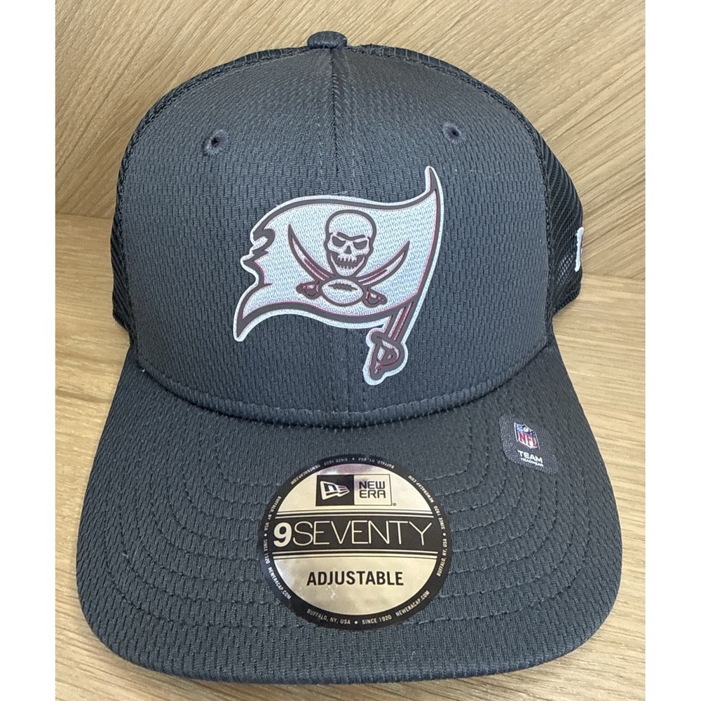 New Era 9Seventy Adjustable One Size Tampa Bay Buccaneers Gray Black Hat Cap NFL